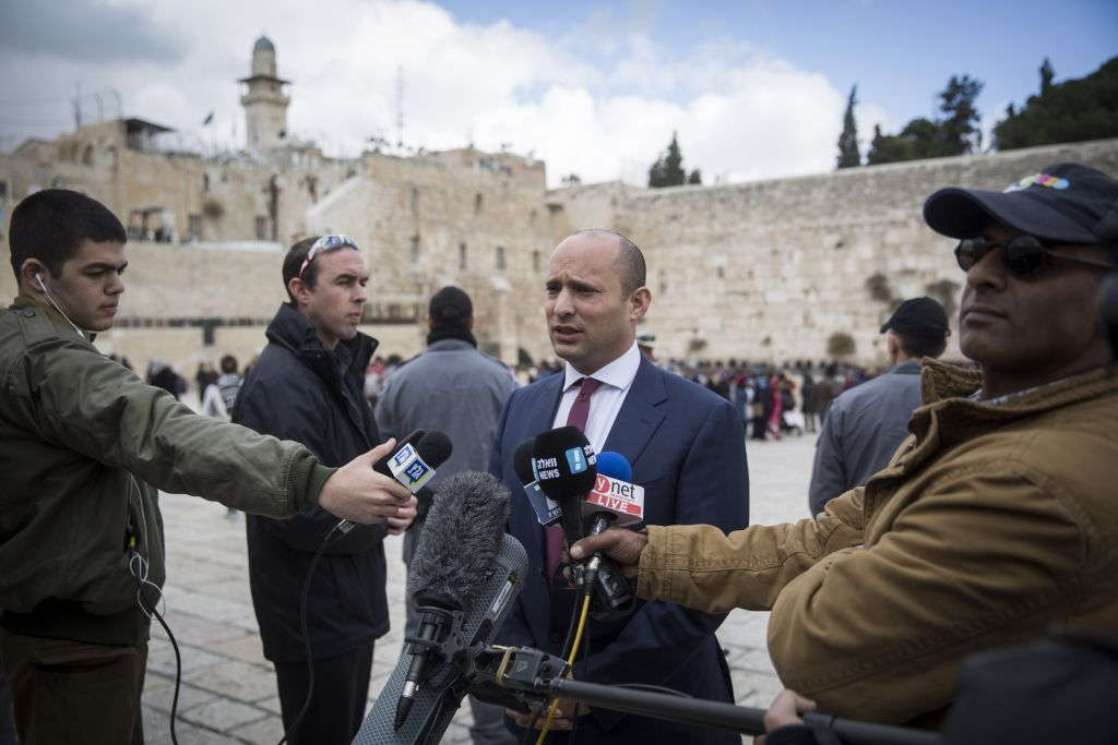 Naftali Bennet en el Kotel