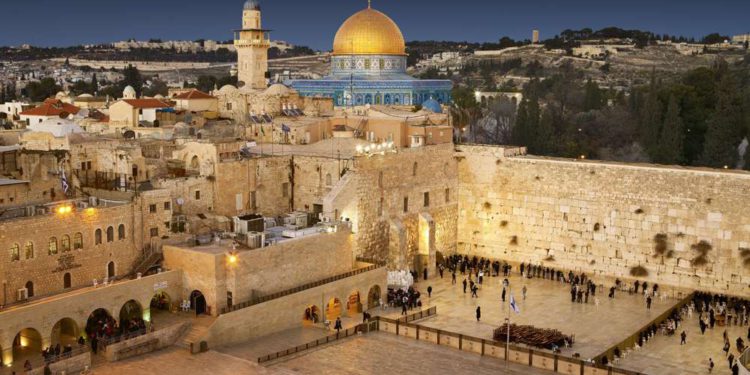 La Ley de Jerusalém pasa el voto inicial