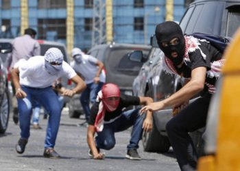 Abbas convoca movilización de milicias para “protestar” por el Monte del Templo