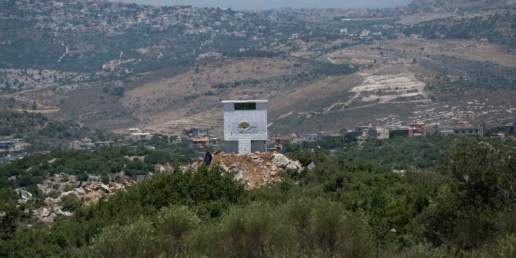 ? Videos demuestran que Hezbolá se esconde tras una ONG en la frontera