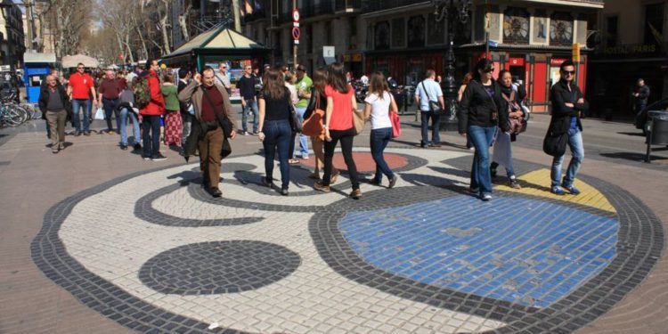 De Sarona a Barcelona, una familia israelí en la Rambla