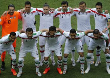 Jugadores de fútbol iraní condenados por jugar contra equipo israelí