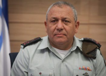 Gadi Eizenkot solicita hacerse cargo de la respuesta de Israel al coronavirus