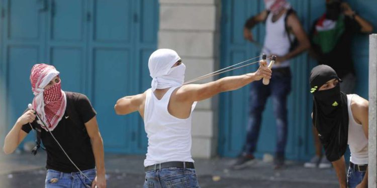 Judío de 50 años atacado por un musulmán en Jerusalém