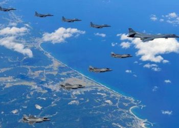 Aviones nucleares de Estados Unidos bombardearon la península coreana en otro ensayo