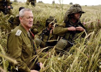 Gantz advierte a Hezbolá: Israel seguirá atacando a Irán en Siria y Líbano