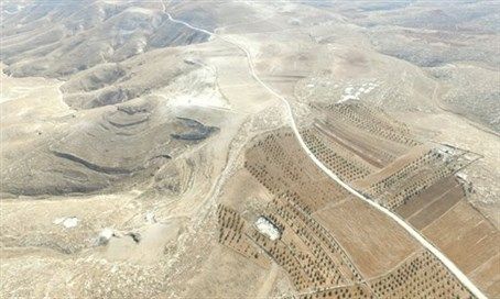 Carretera ilegal financiada por la Unión Europea atraviesa Israel. 