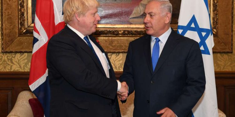 Legisladores de Reino Unidos exigen a Johnson sancionar a Israel si “anexa” Judea y Samaria