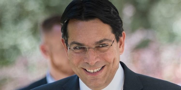 Danon: Abbas hace todo lo posible para evitar negociaciones