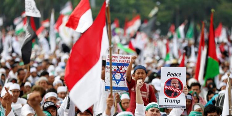 Decenas de miles se unen contra Israel en Indonesia