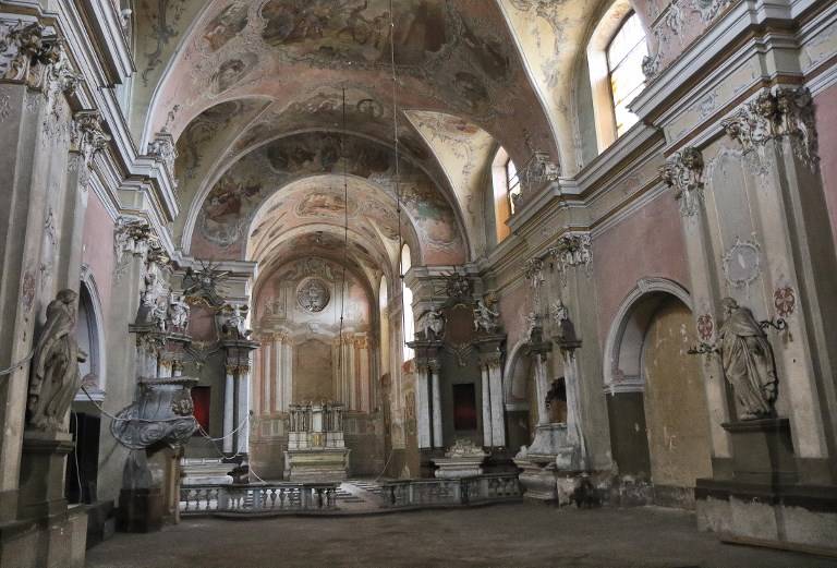 El interior de la iglesia de San Jorge se muestra en Vilnius el 9 de noviembre de 2017. (AFP / Petras Malukas)