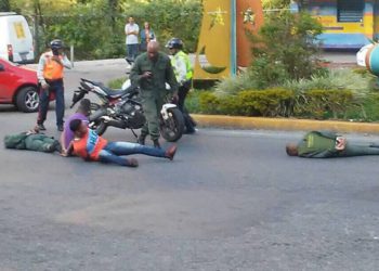 Escaparon durante un traslado varios militares detenidos por conspiración en Venezuela