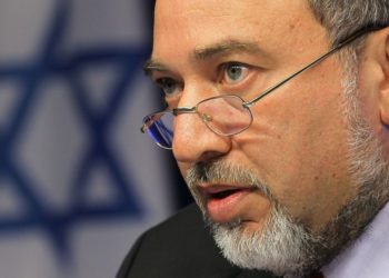 “Tomen nuestras advertencias en serio” - Liberman a Irán y Hamas