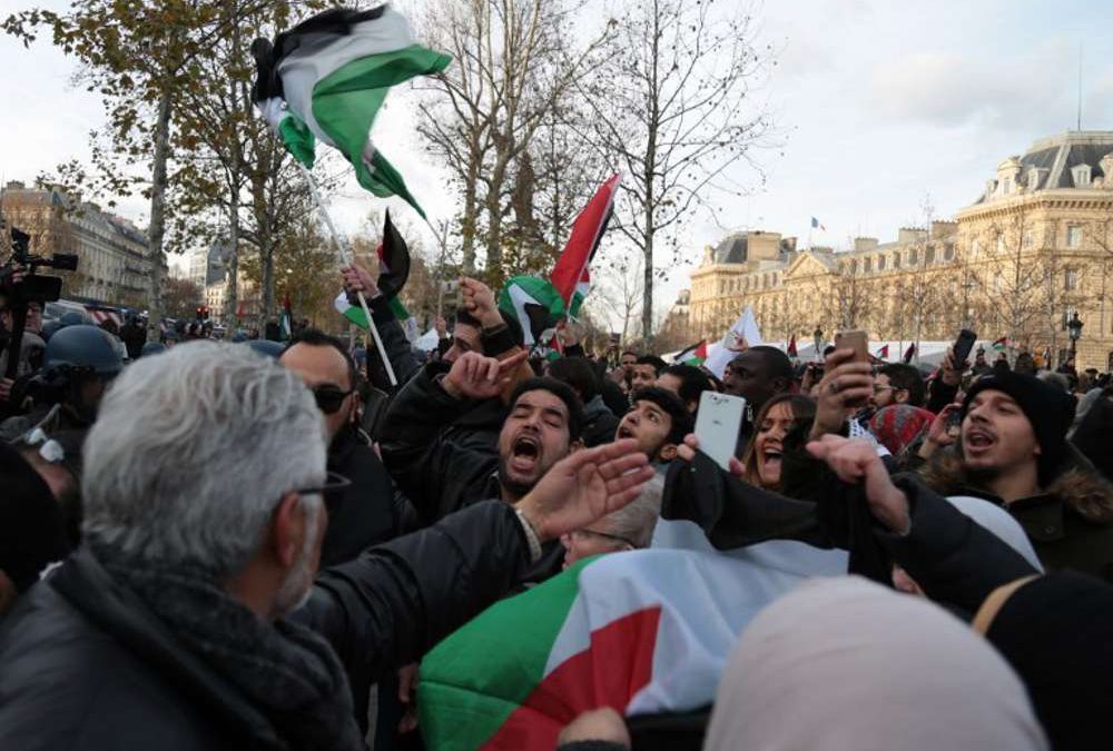 Protestas anti Israel en París un día antes de la visita de Netanyahu