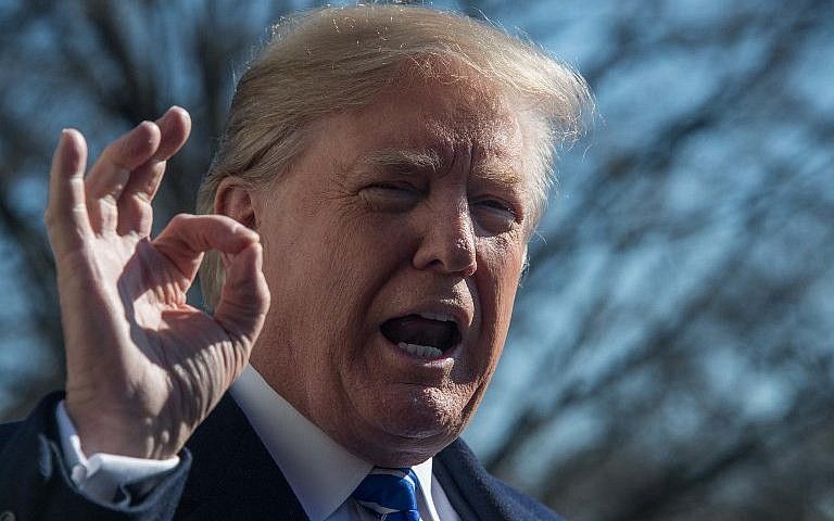 El presidente de EE.UU., Donald Trump, habla con la prensa en la Casa Blanca el 16 de diciembre de 2017. (AFP Photo / Nicholas Kamm)