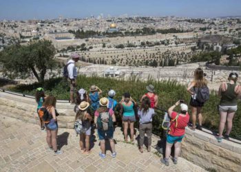 Extranjeros vacunados podrán entrar a Israel a partir de mayo