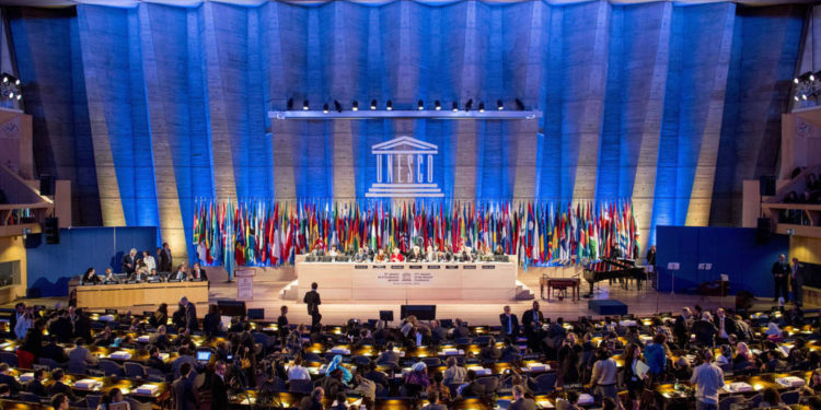 Los regímenes islamistas toman el control de la UNESCO
