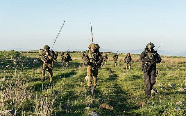 Los soldados de combate israelíes participan en un ejercicio en el norte de Israel. (Fuerzas de Defensa de Israel)