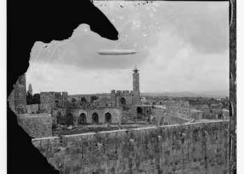 Cuando la fiebre zeppelin llegó a Tel Aviv y Jerusalem, hace 89 años