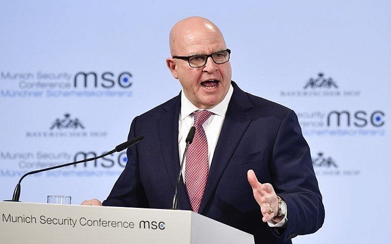 El Asesor de Seguridad Nacional de los EE. UU., H.R McMaster, pronuncia un discurso en el segundo día de la 54ª Conferencia de Seguridad de Munich en Munich, Alemania, el 17 de febrero de 2018. (AFP Photo / Thomas Kienzle)