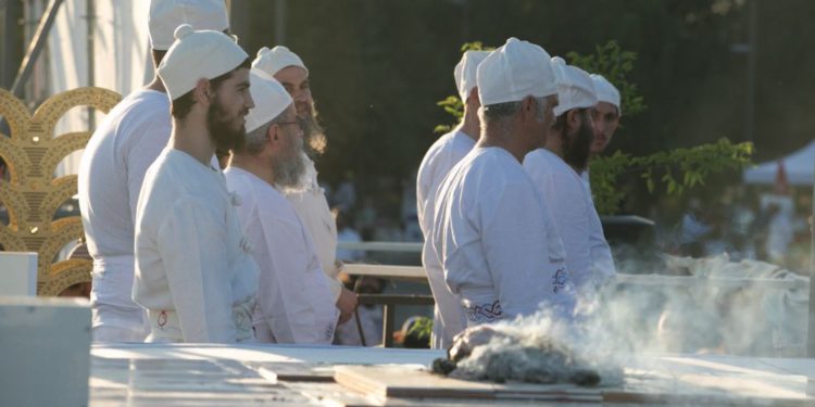 La policía de Jerusalem autoriza el sacrificio de la Pascua al pie del Monte del Templo