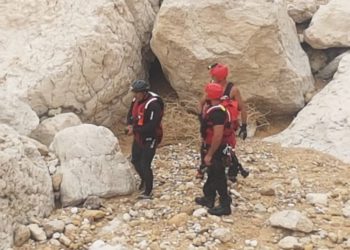 Cuepro de niña desaparecida fue encontrado, muertes por inundaciones en Israel se eleva a 10