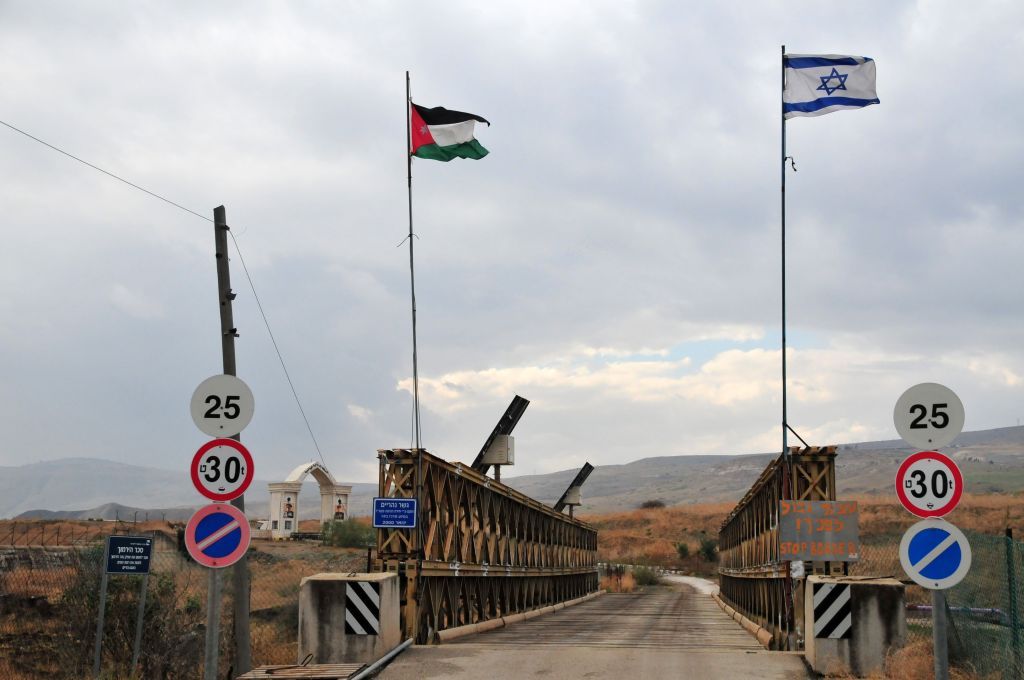 El cruce fronterizo de Allenby Bridge entre Jordania e Israel. (Shay Levy / Flash 90)