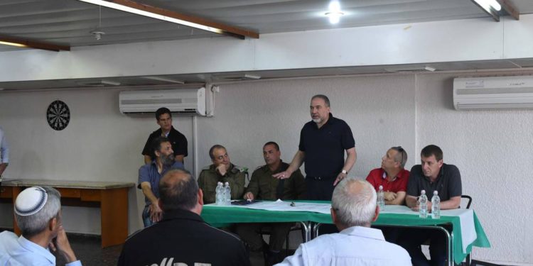 Israel a Gaza: reconstrucción a cambio de desarme