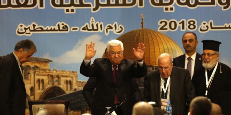 Abbas: comportamiento de los judíos y no el antisemitismo causa del Holocausto