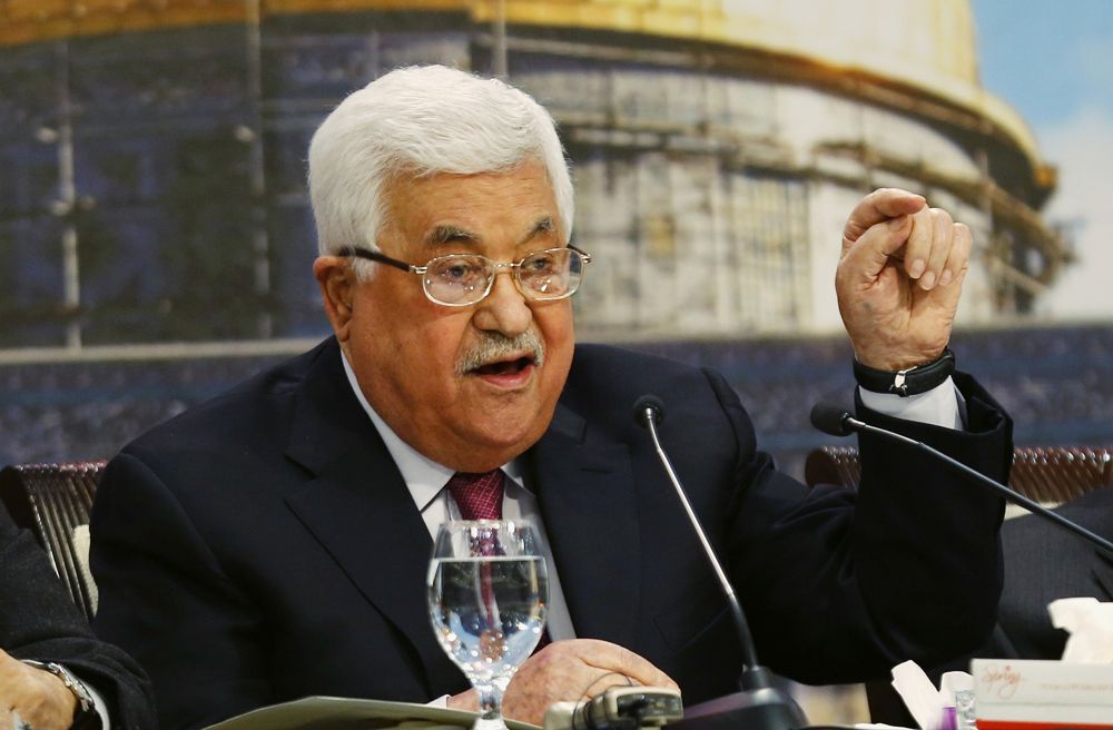 El presidente de la Autoridad Palestina, Mahmoud Abbas habla durante una reunión del Consejo Nacional Palestino en su sede en la ciudad de Ramallah, el lunes 30 de abril de 2018. (AP / Majdi Mohammed)