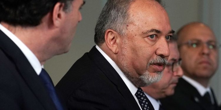 Liberman: Israel pagará un precio por traslado de Embajada de EE. UU. a Jerusalem