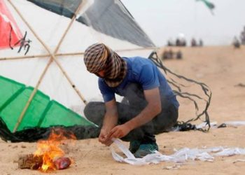 Más de 300 cometas incendiarias volaron a Israel desde el 13 de abril