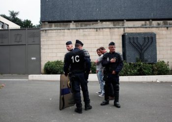 Adolescente judía amenazada y golpeada en colegio de Francia