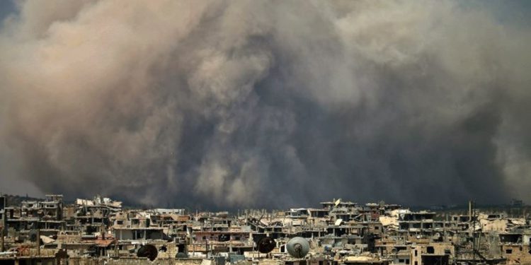 Funcionario EE. UU: Israel detrás del misterioso ataque aéreo en Siria que mató a docenas
