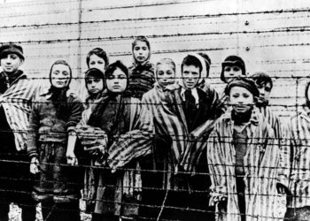 Polonia enmienda la polémica ley del Holocausto