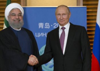 Rouhani y Putin conversan sobre salida de Estados Unidos del acuerdo nuclear