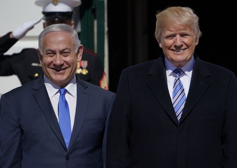 El presidente de los Estados Unidos, Donald Trump, da la bienvenida al primer ministro Benjamin Netanyahu a la Casa Blanca el 5 de marzo de 2018 en Washington, DC. (AFP Photo / Mandel Ngan)