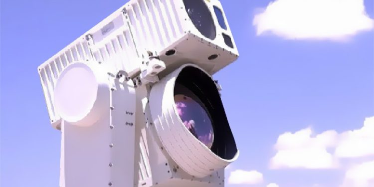 Israel despliega un ojo electrónico para rastrear cometas y globos incendiarios desde Gaza