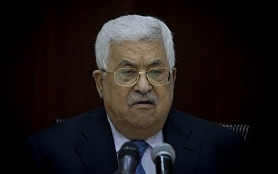 El presidente de la Autoridad Palestina, Mahmoud Abbas, preside la reunión del Comité Central de Fatah en la sede de la Autoridad Palestina, en la ciudad cisjordana de Ramallah, el 29 de mayo de 2018. (Majdi Mohammed / AP)