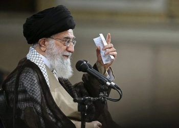 Khamenei: Teherán no debería contar con Europa para salvar acuerdo nuclear