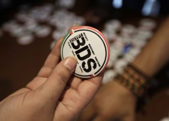 Israel impide entrada de activista holandesa que apoya el BDS