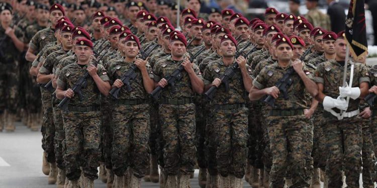 Líbano arresta a alto oficial del ejército por su colaboración con Israel - informe