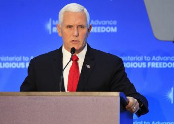 Mike Pence condena los ataques contra judíos en Europa