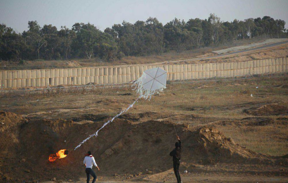Fuerza Aérea de Israel atacó a una célula terrorista incendiaria de Gaza