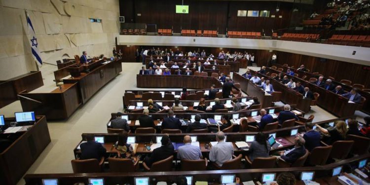 27 de 120 salieron : Knesset ve un número récord de abandonos