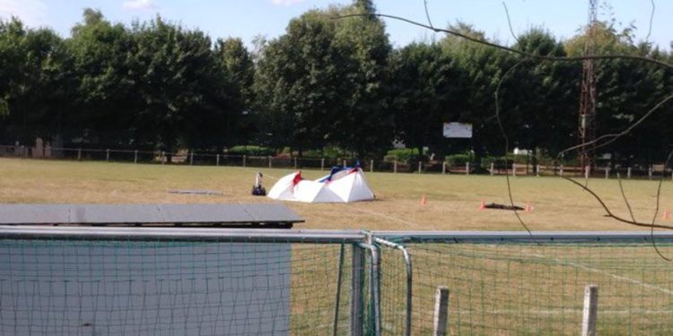 Un hombre se hizo estallar en un campo de fútbol en bélgica