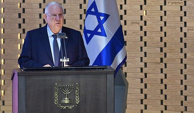 Rivlin: No habrá rehabilitación en Gaza hasta que los cuerpos de los soldados regresaron