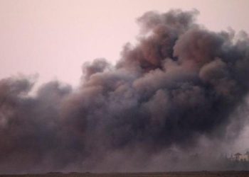 Régimen sirio bombardea a rebeldes con intenso fuego cerca de frontera israelí