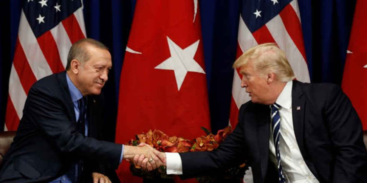 Trump amenaza a Turquía con sanciones económicas