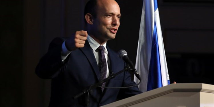 Bennett describe posible solución a la crisis sobre la Ley del Holocausto en Polonia